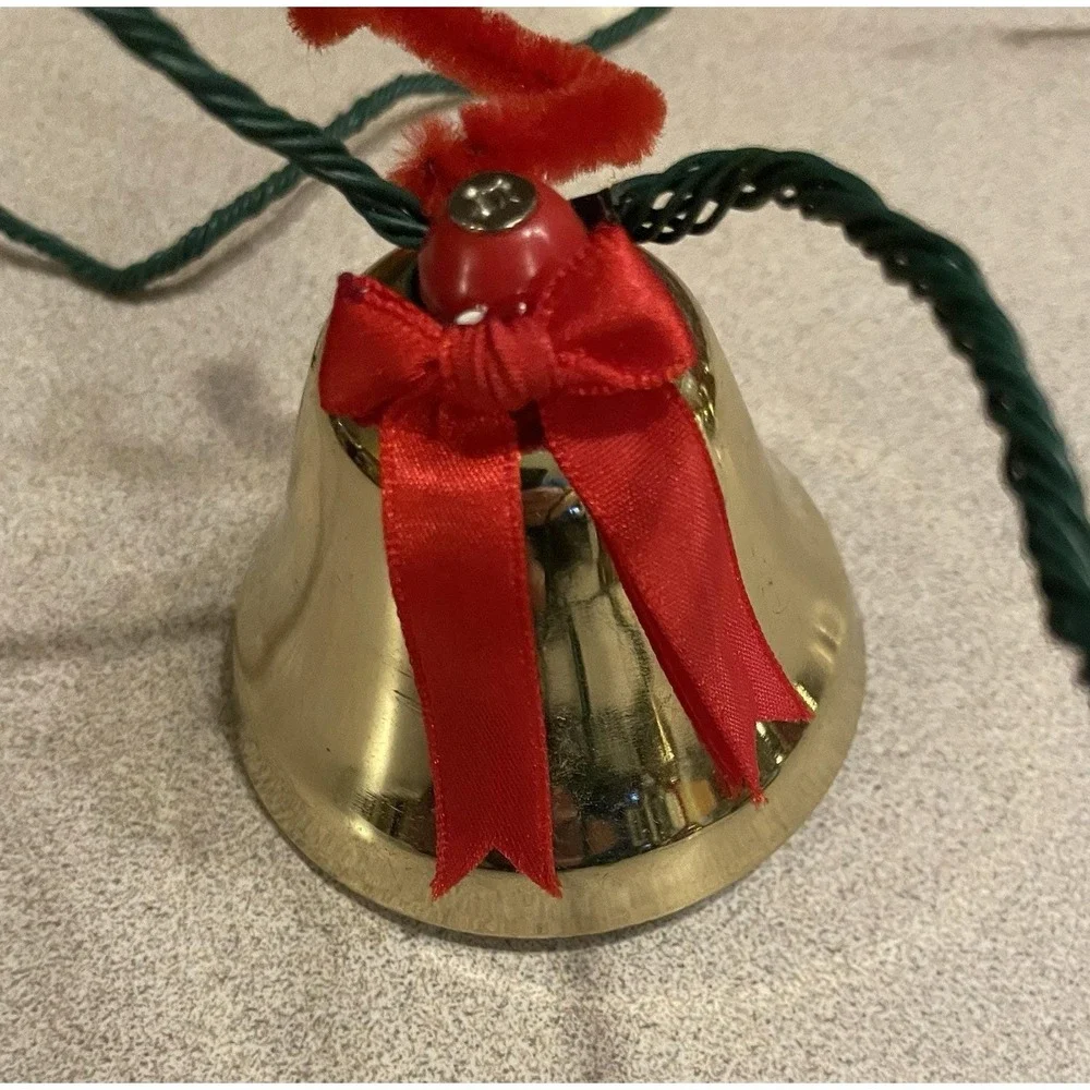 Vtg. Ye Merry Minstrel Caroling Christmas Bells 25 Carols Musical Decor Works